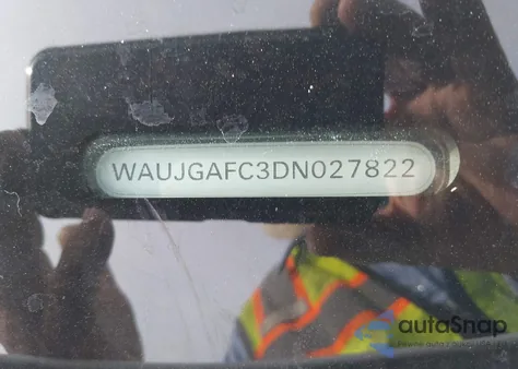 2013 Audi A6 3.0T Premium z USA, uszkodzony, nr VIN WAUJGAFC3DN027822